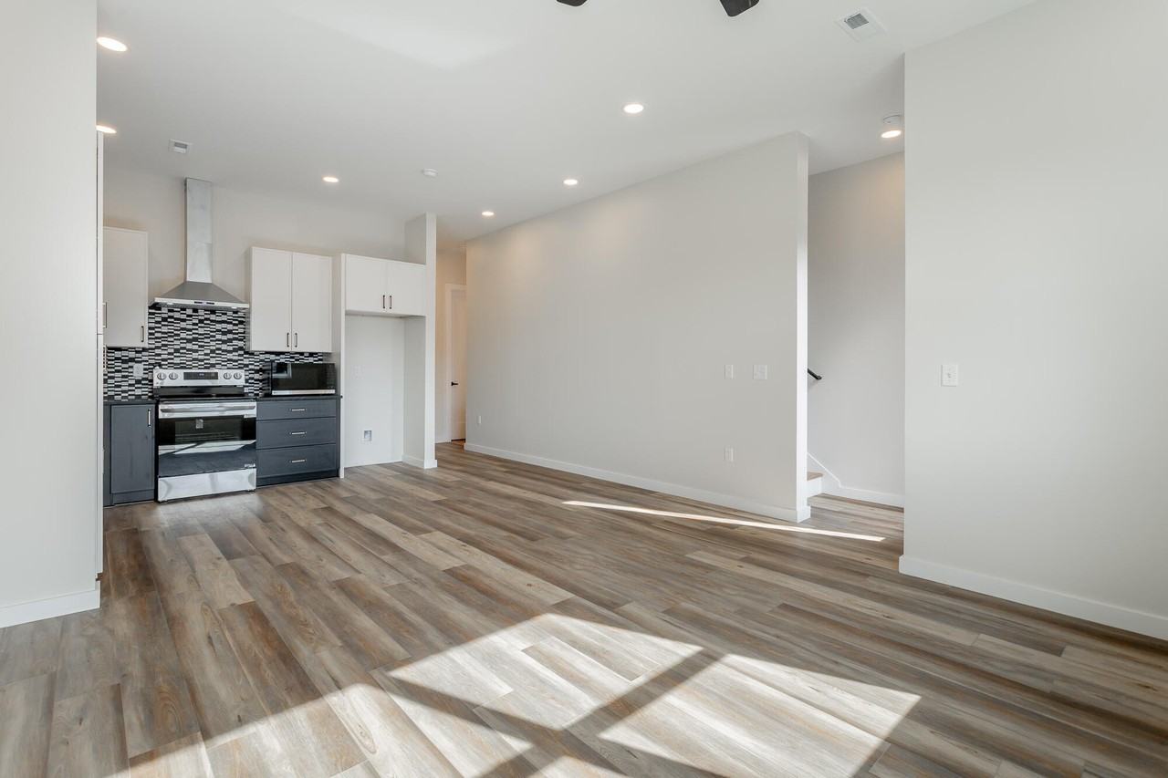 1861 1861 Zeta Way - Photo 5 of 34