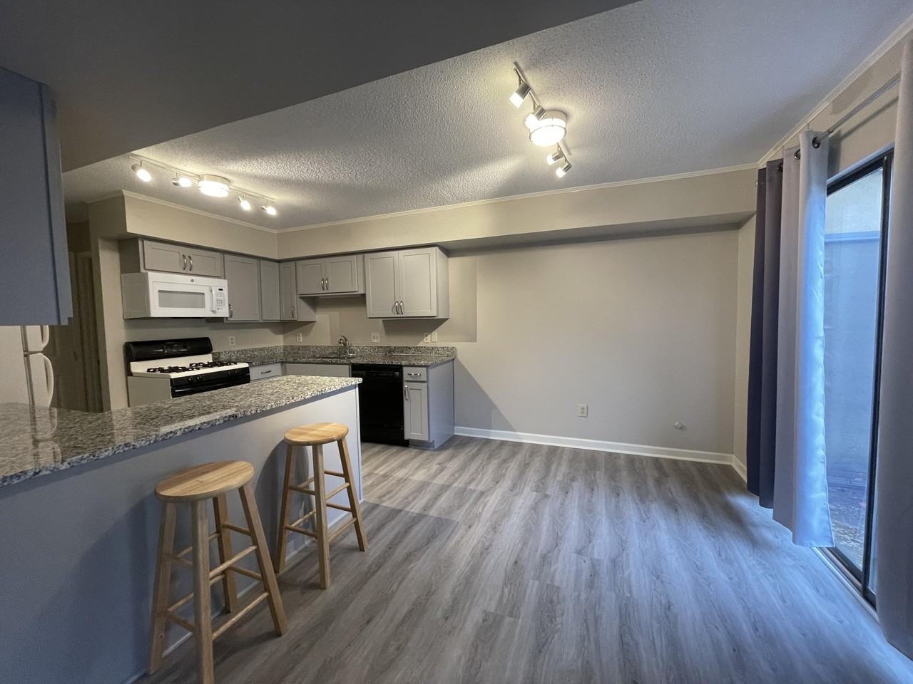 2157 Vaden Village Dr - Photo 3 of 11