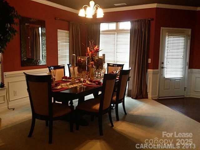 9806 Sky Vista Drive - Photo 7 of 18