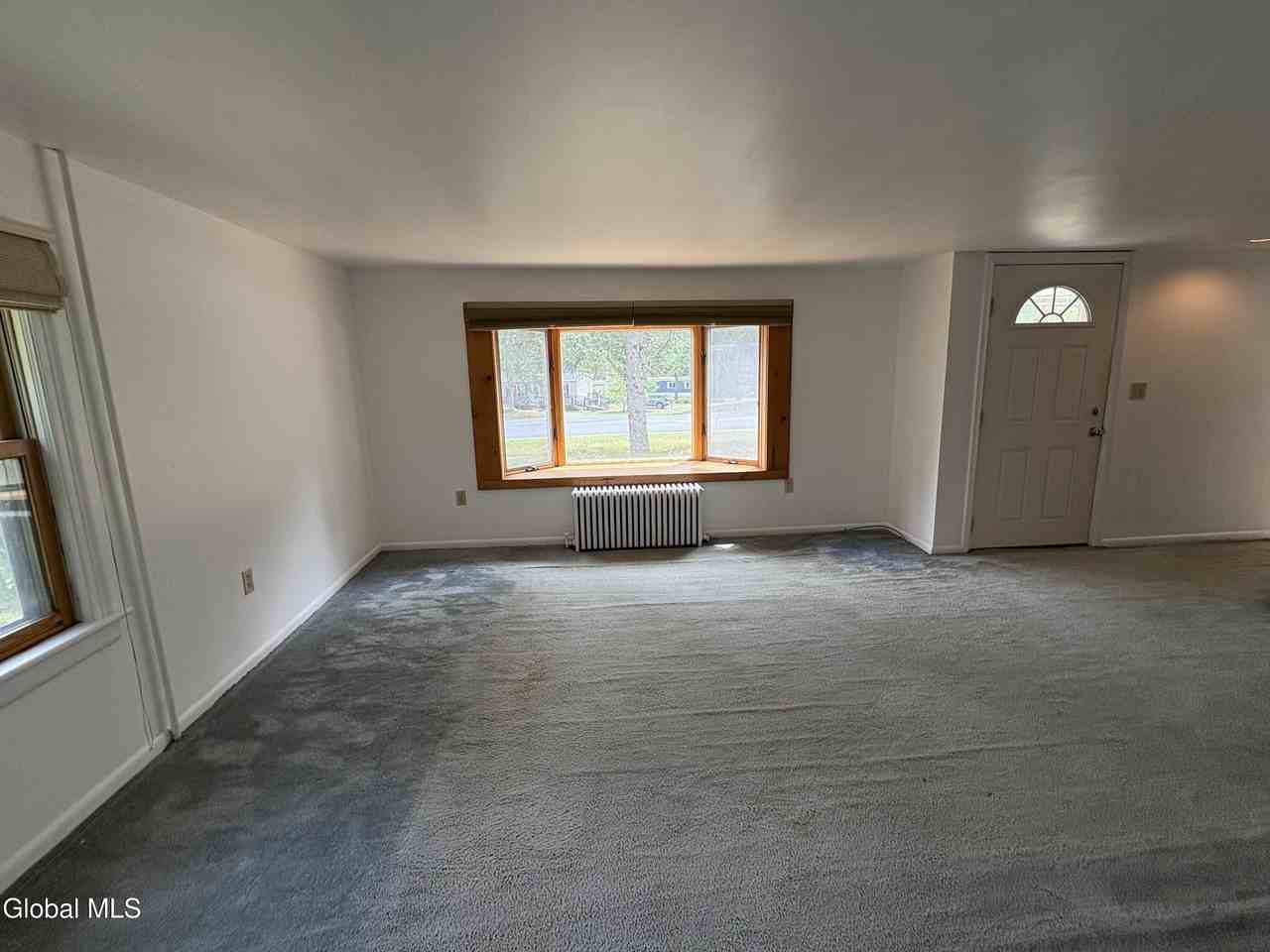 160 Plant Rd - Photo 4 of 12