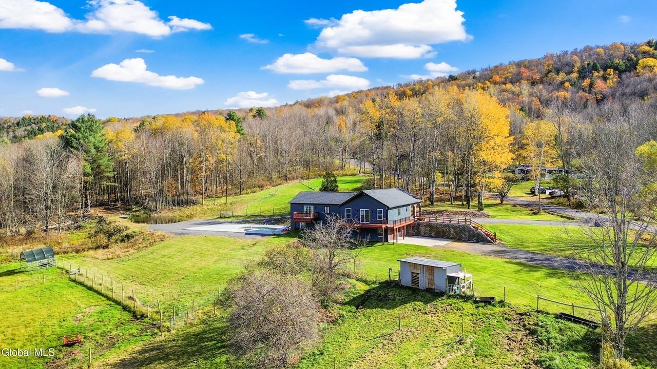 217 Meade Rd - Photo 2 of 23