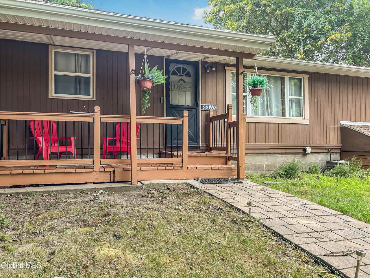 209 Ottawa St - Photo 6 of 30