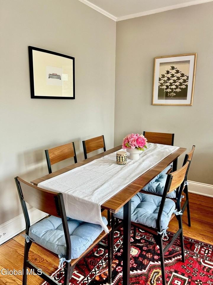 212 Circular St Unit 2 #2 - Photo 4 of 21