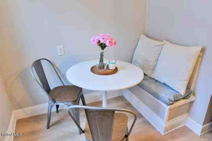 212 Circular St Unit 2 #2 - Photo 7 of 21