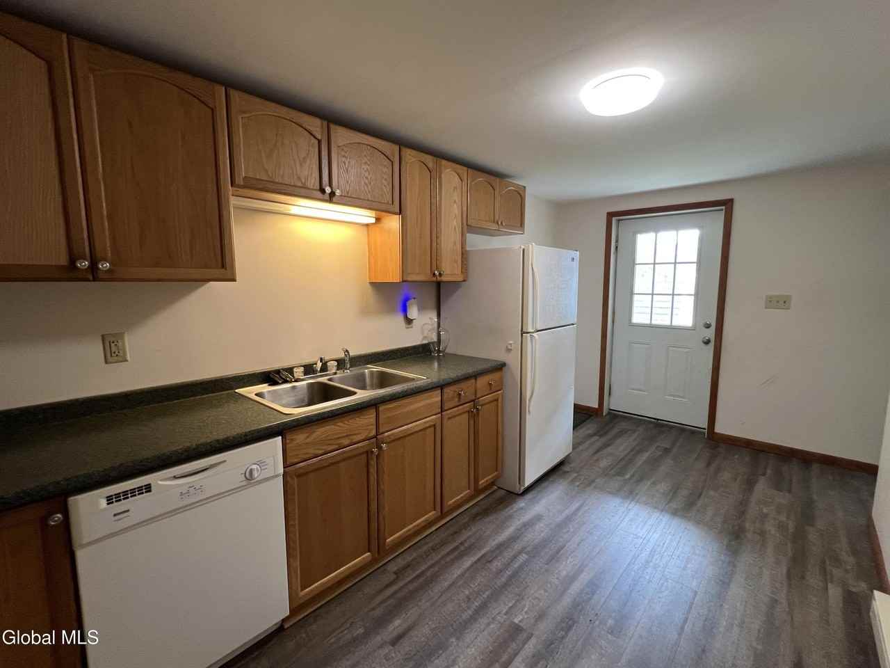 207 Main St #1 - Photo 3 of 13