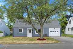 789 Troy Schenectady Rd - Photo 1 of 1