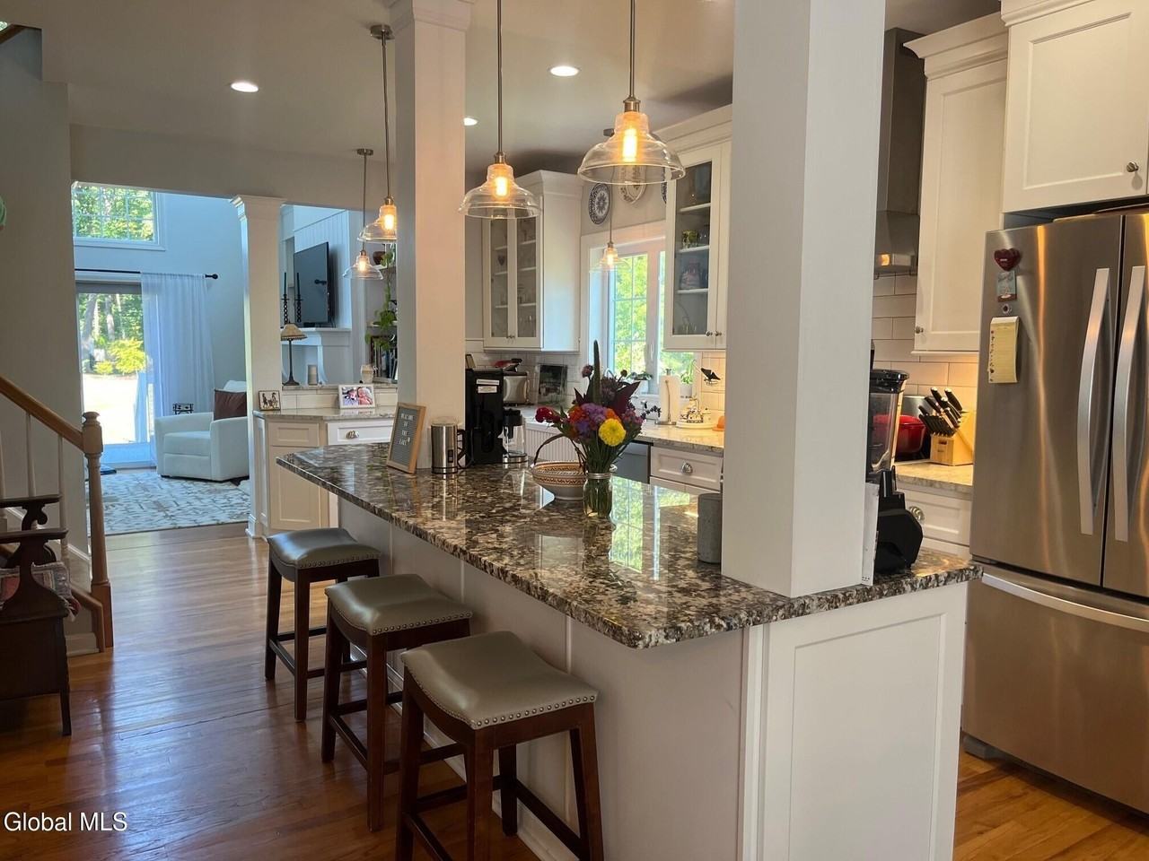 68 Vista Dr - Photo 5 of 20