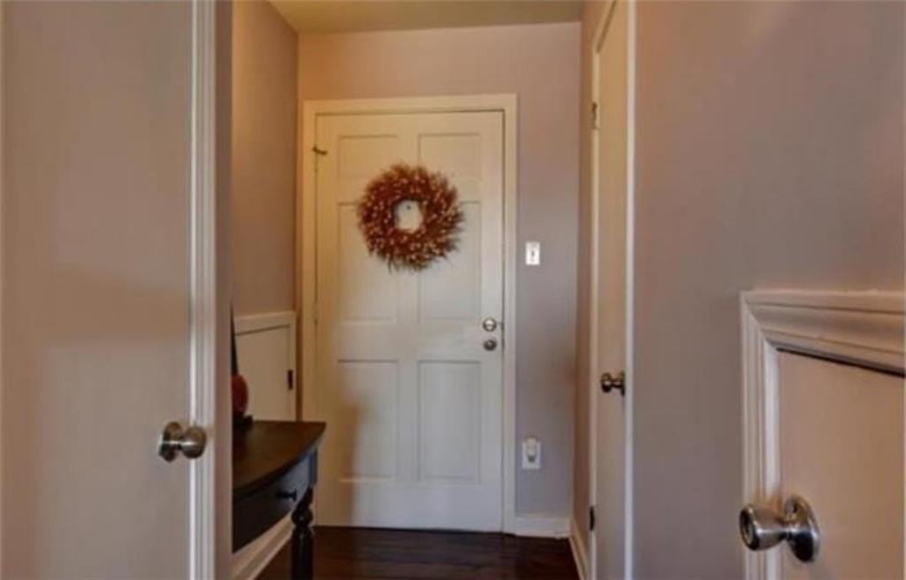 2305 Cleary Ave - Photo 4 of 16