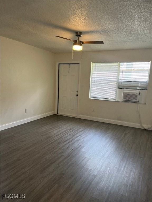 721 Burdick Ave - Photo 4 of 14