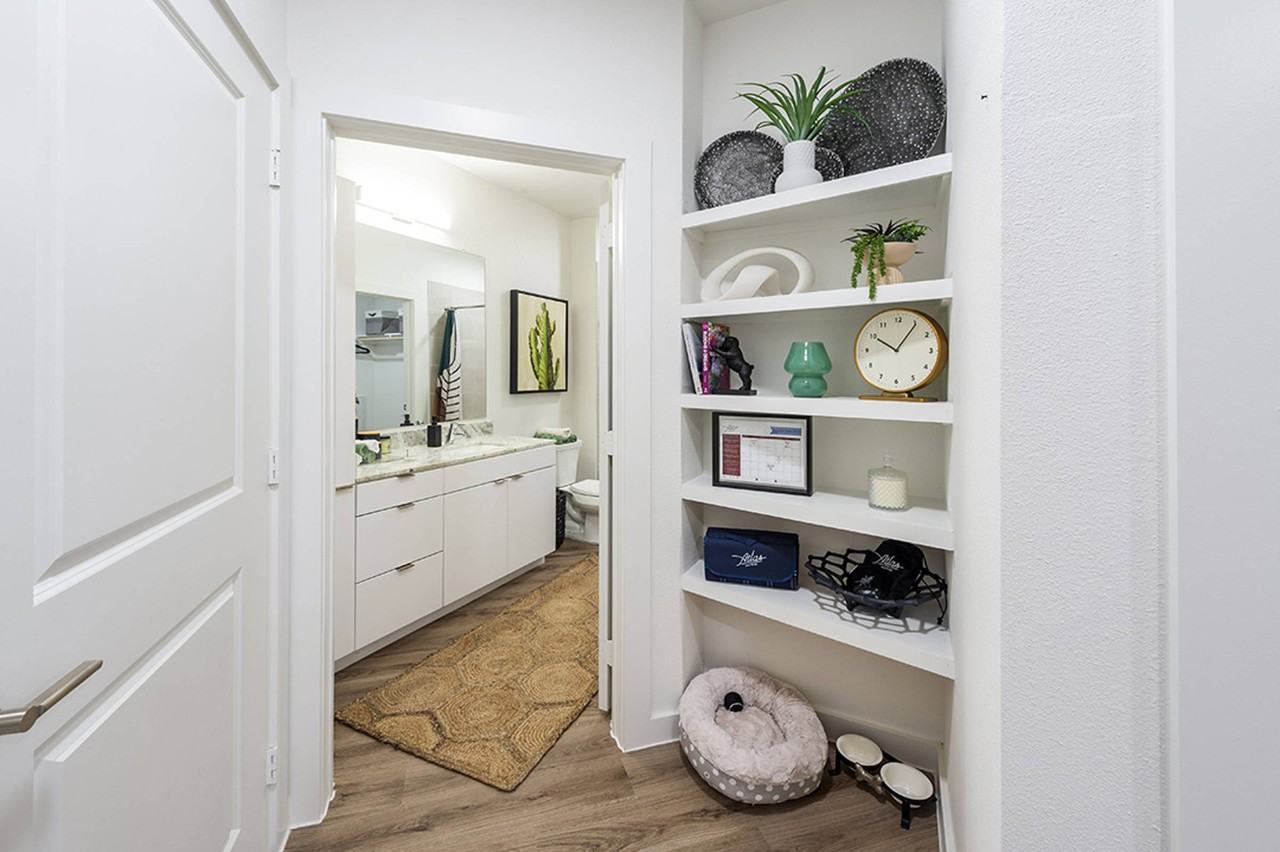 Eastdale Dr & Northdale Dr #217 - Photo 7 of 12