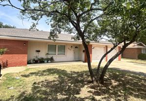 2012 54th St Apt A #A - Photo 1 of 1