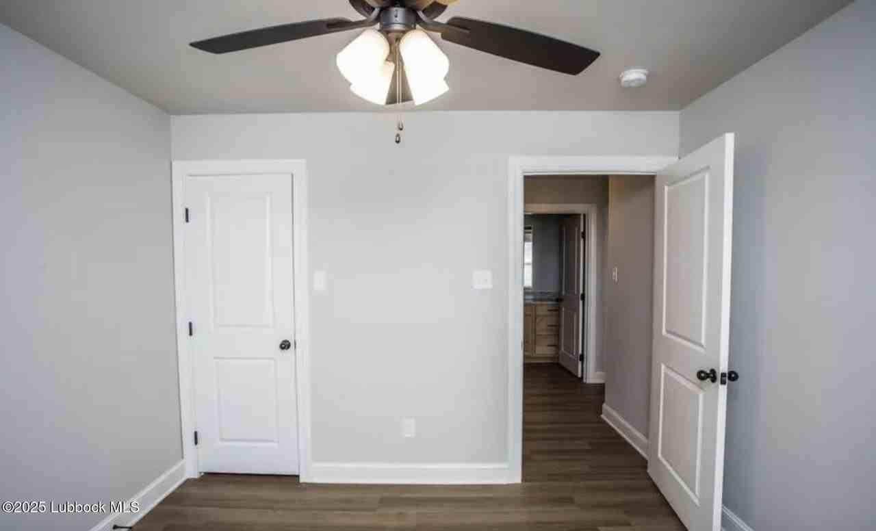 2536 137th St - Photo 5 of 16