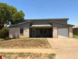 featured image of 304 E 19th St