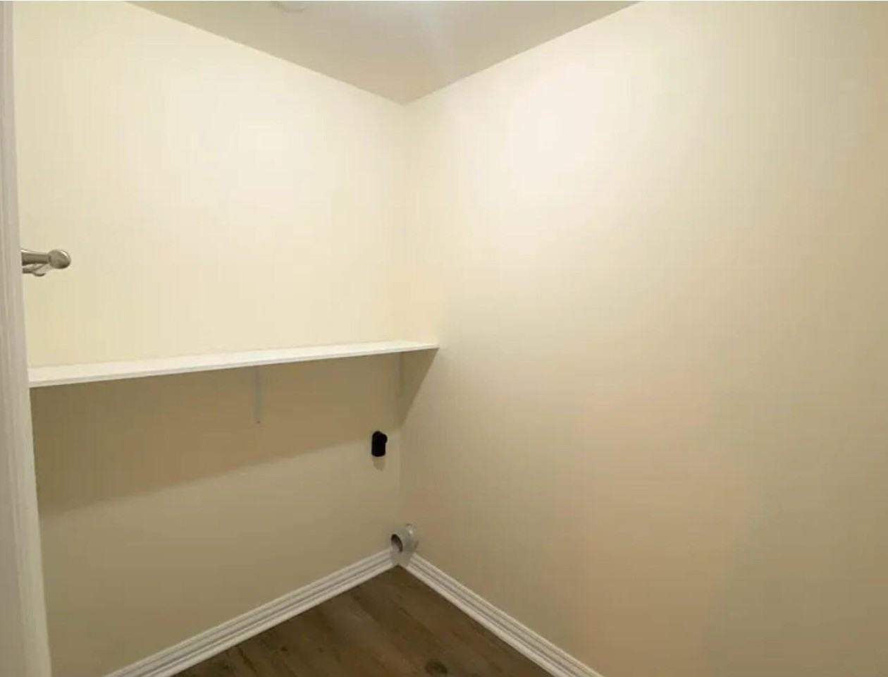 4908 43rd St - Photo 6 of 18