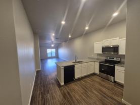 2112 N Jayton Ave - Photo 1 of 1