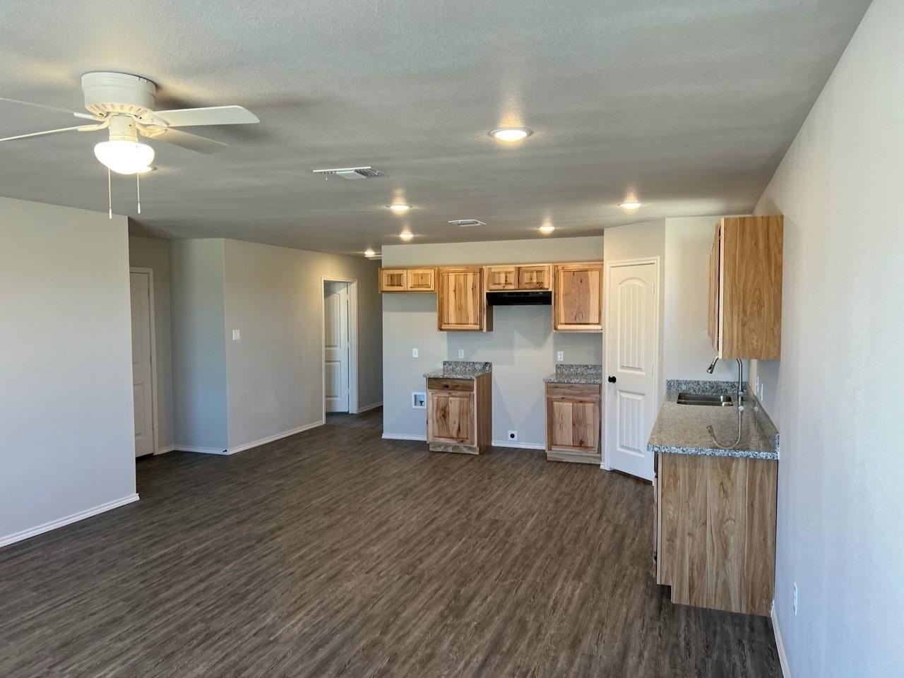 7441 4th Pl - Photo 5 of 42