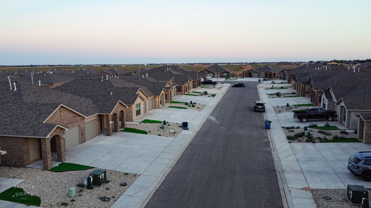 2011 Bryan Ave Unit A #A