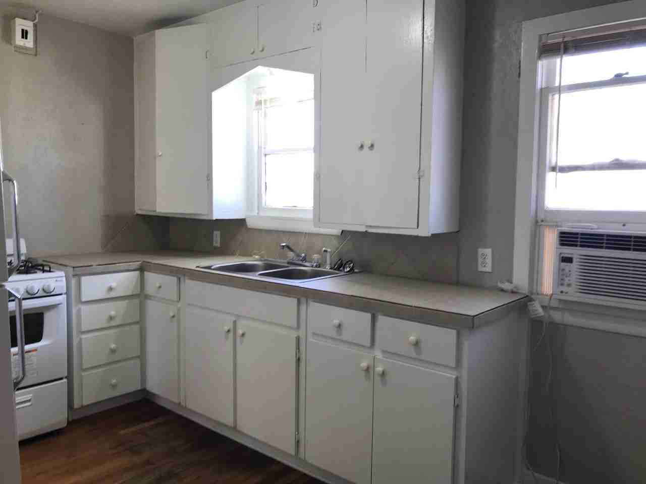 3012 Avenue M - Photo 2 of 5