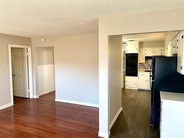 2409 Utica Ave - Photo 5 of 22