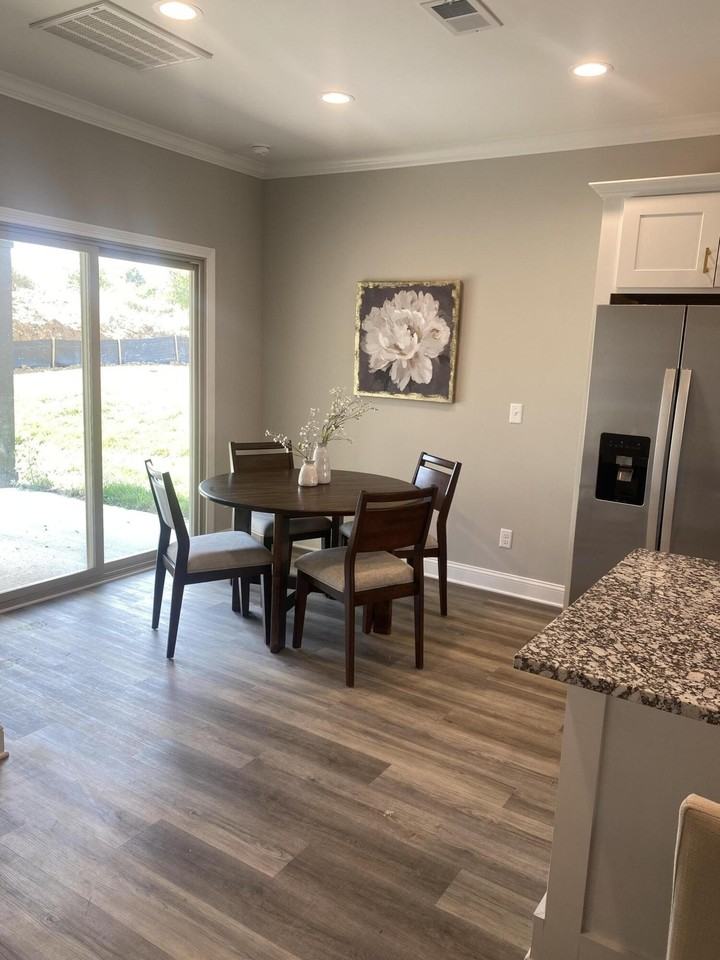 301 Copperfield Way unit: 100 #100 - Photo 6 of 9