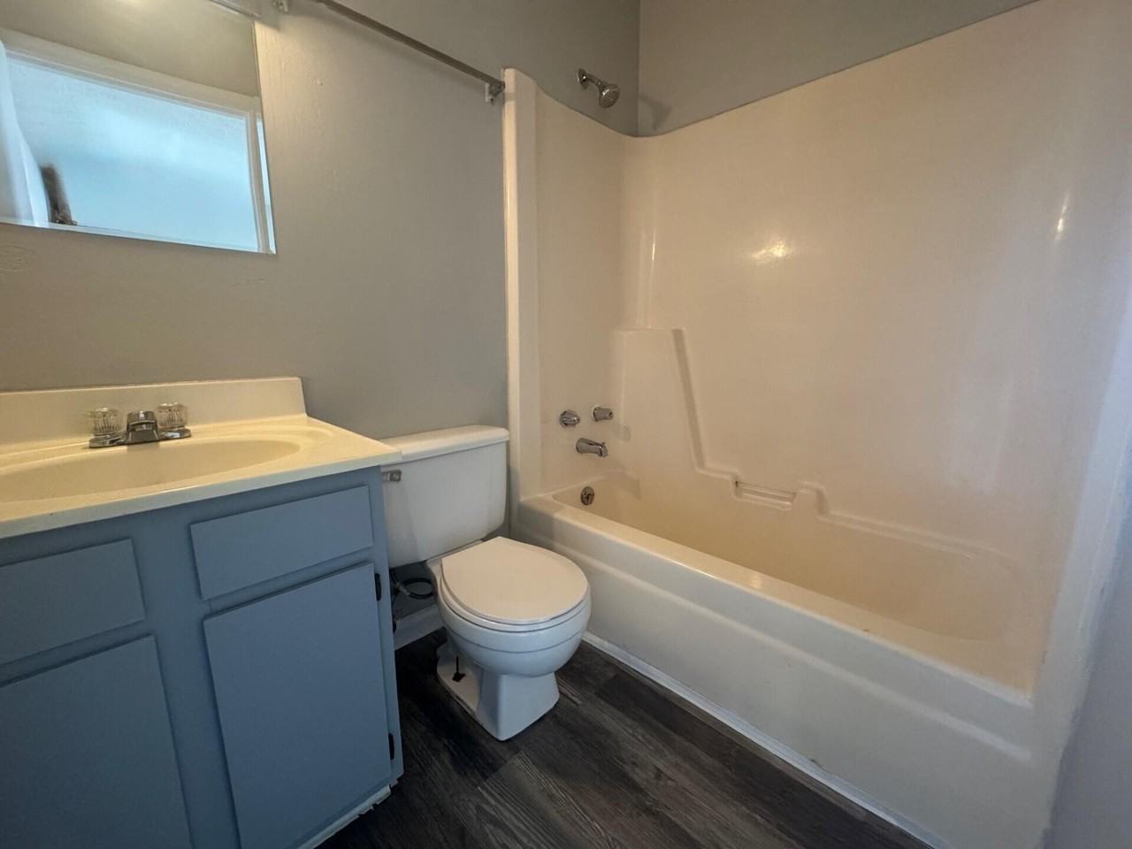 1213 W Main St - Photo 4 of 4