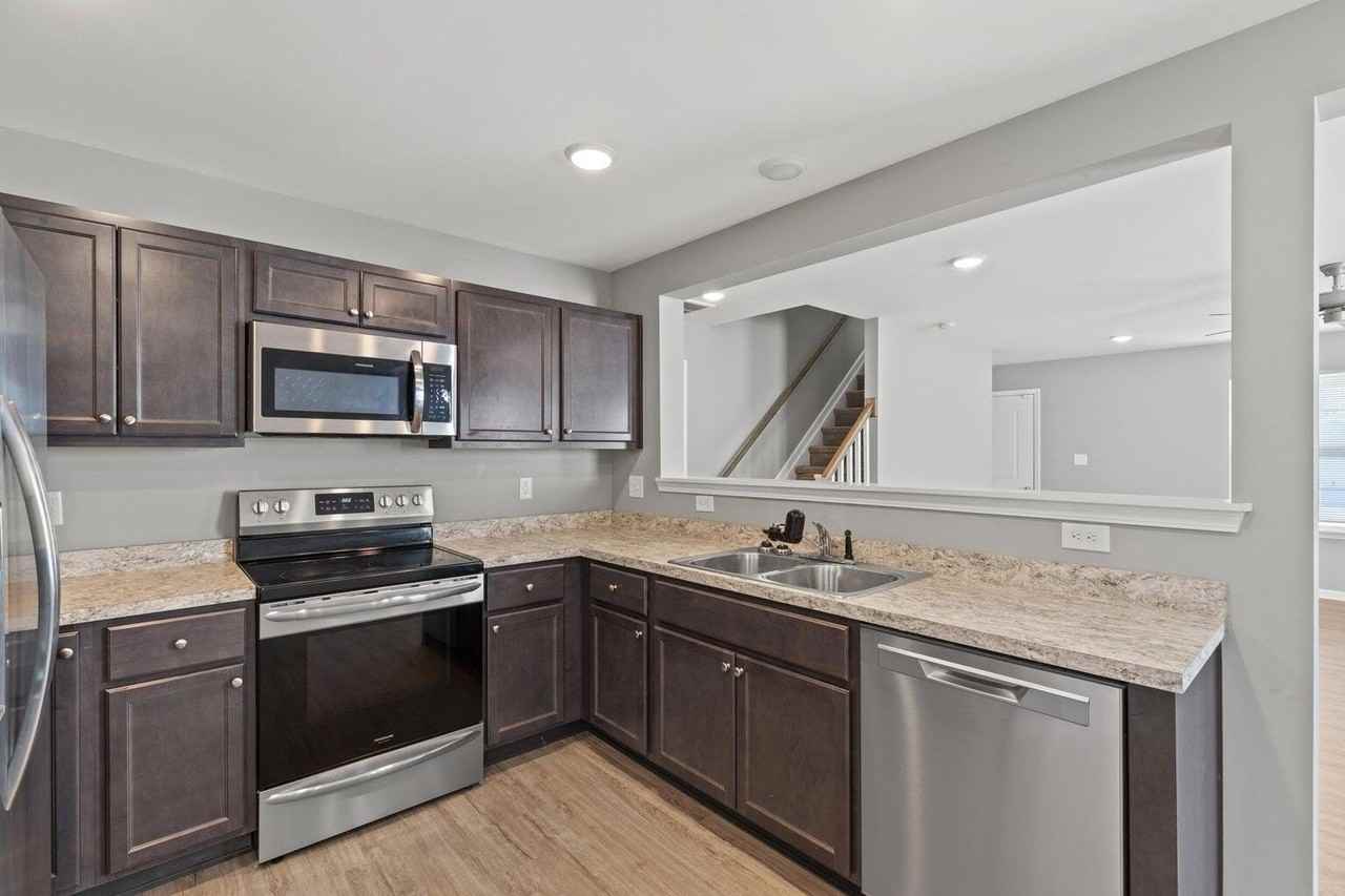 187 Landry Ln - Photo 6 of 12