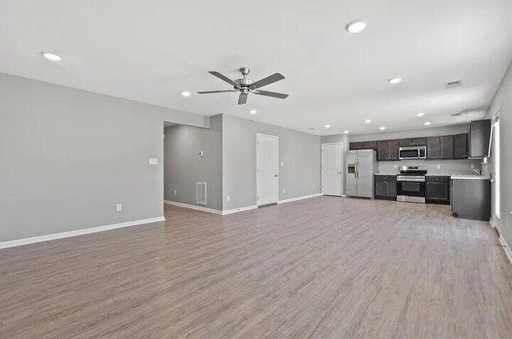245 Jared Parker Way - Photo 5 of 12