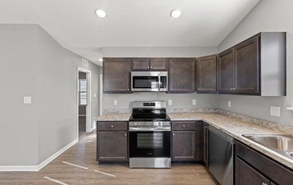 225 Jared Parker Way - Photo 3 of 22