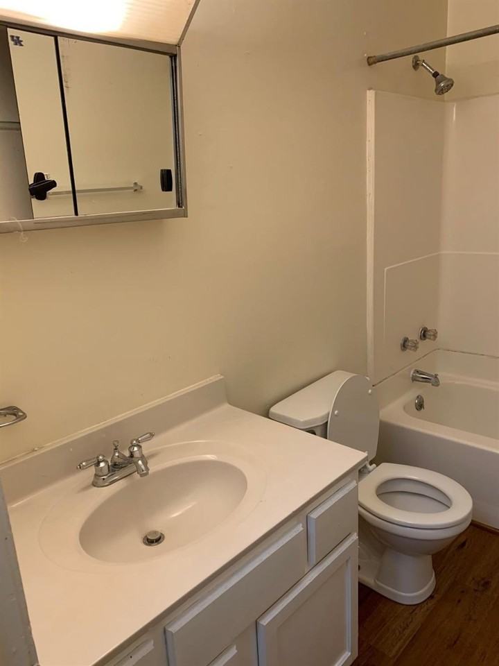 143 Towson Way Unit A #A - Photo 7 of 11