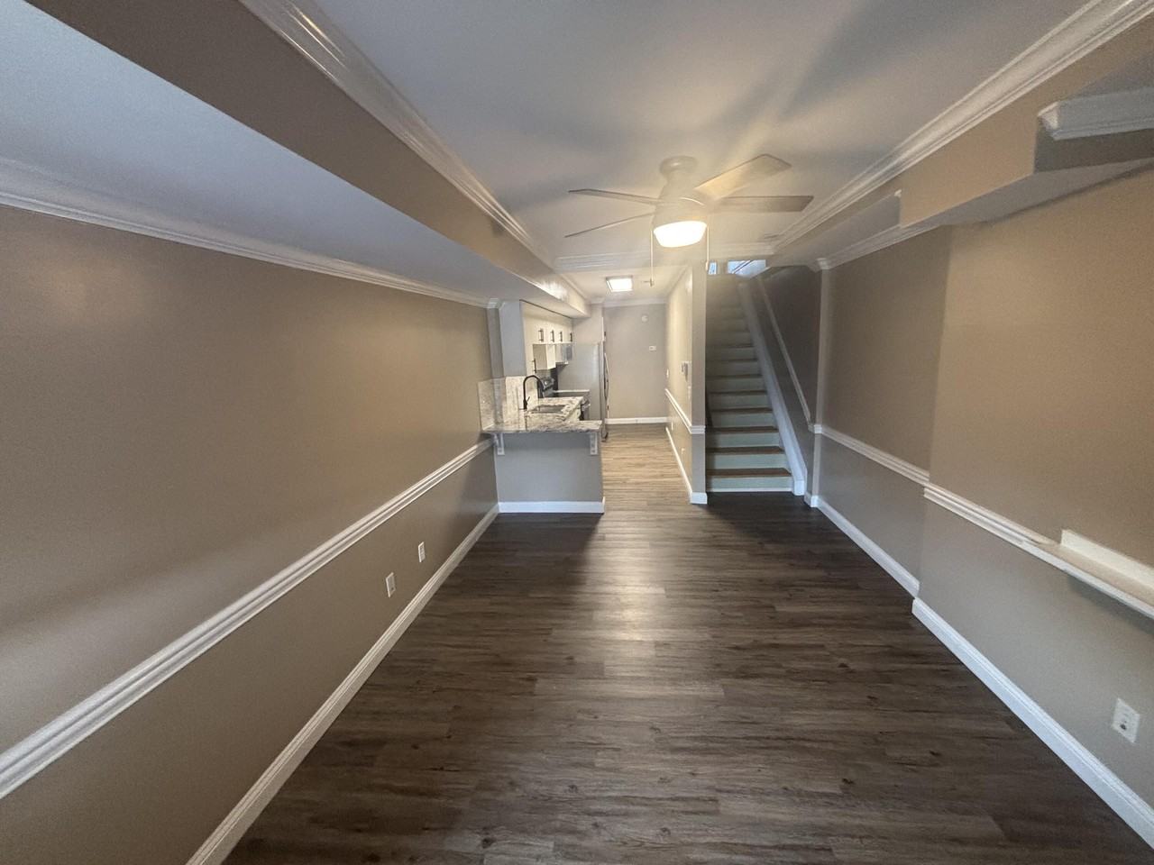 173 Montmullin St - Photo 2 of 10