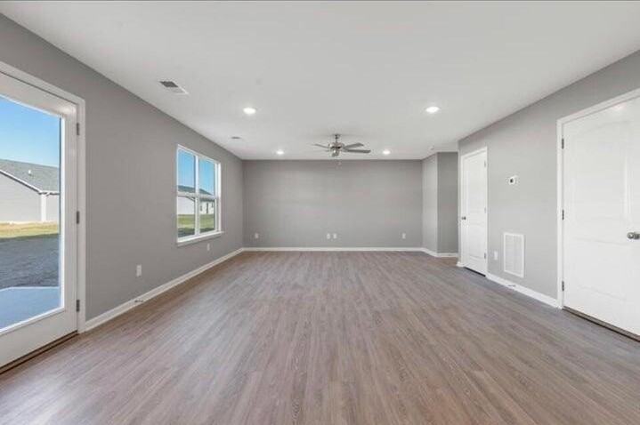 6060 Arbor Woods Way - Photo 3 of 8