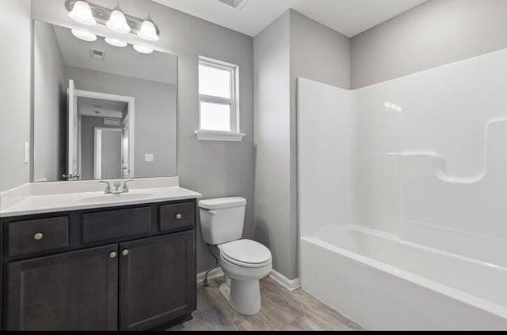 6060 Arbor Woods Way - Photo 6 of 8