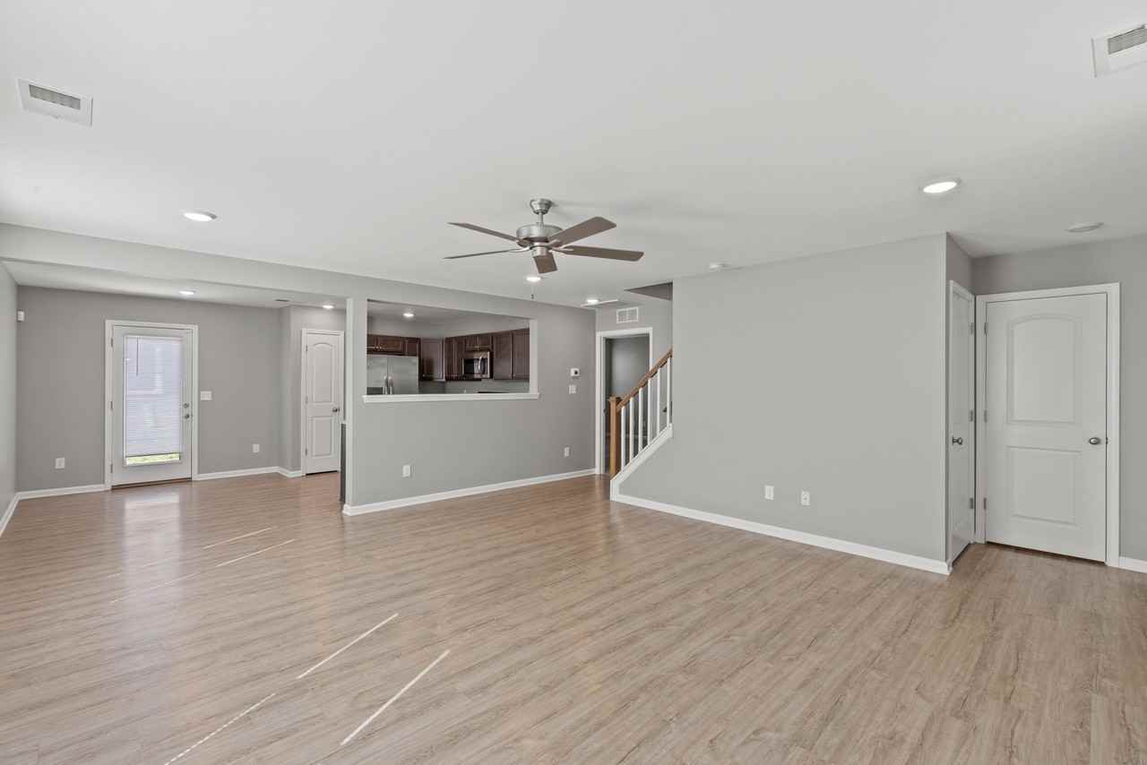 211 Jared Parker Way - Photo 3 of 28