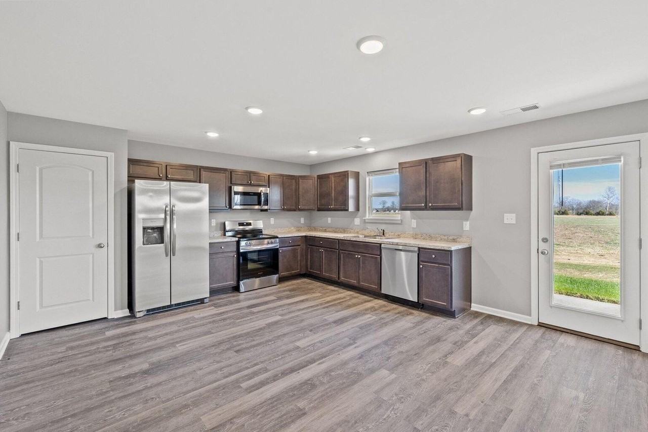 6068 Arbor Woods Way - Photo 6 of 28