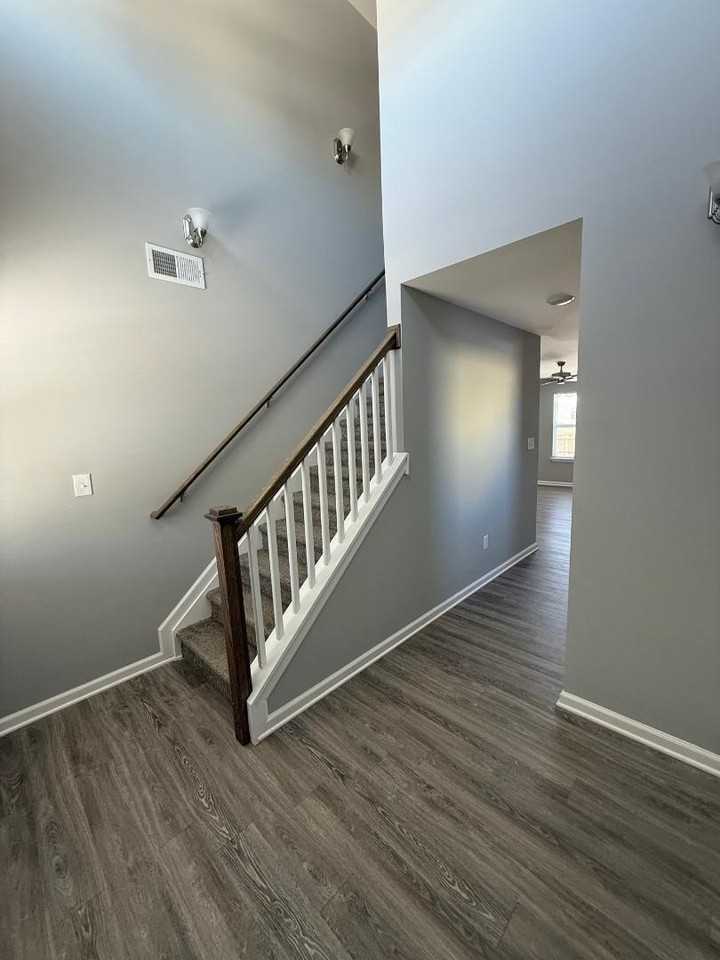 253 Candy Apple Ln - Photo 3 of 22