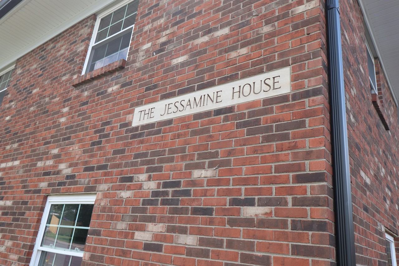 203 S 1st St Apt 1b #1B - Photo 2 of 8