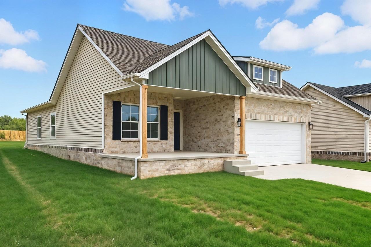 1112 Mission Drive - Photo 3 of 41