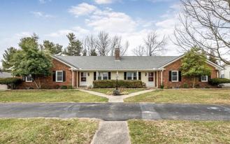 305 Lakeshore Dr - Photo 1 of 1