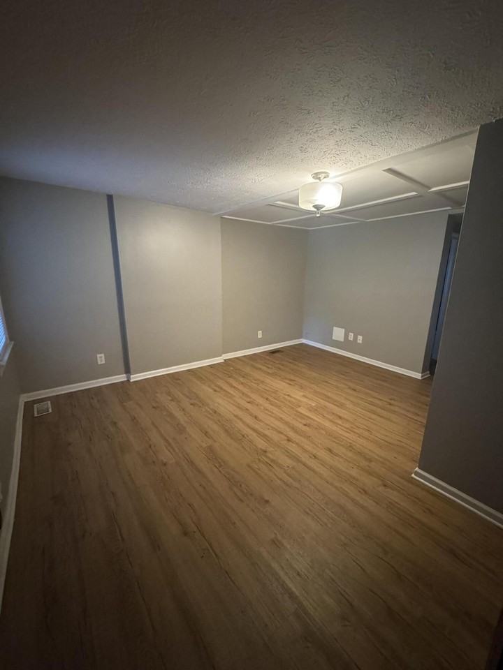 421 Johnson Ave Unit 2 #2 - Photo 4 of 12