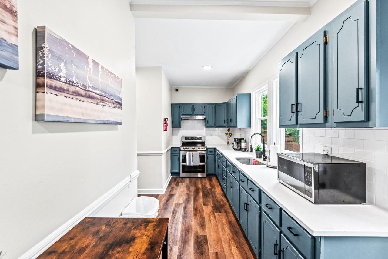 2nd Ave - Photo 7 of 13