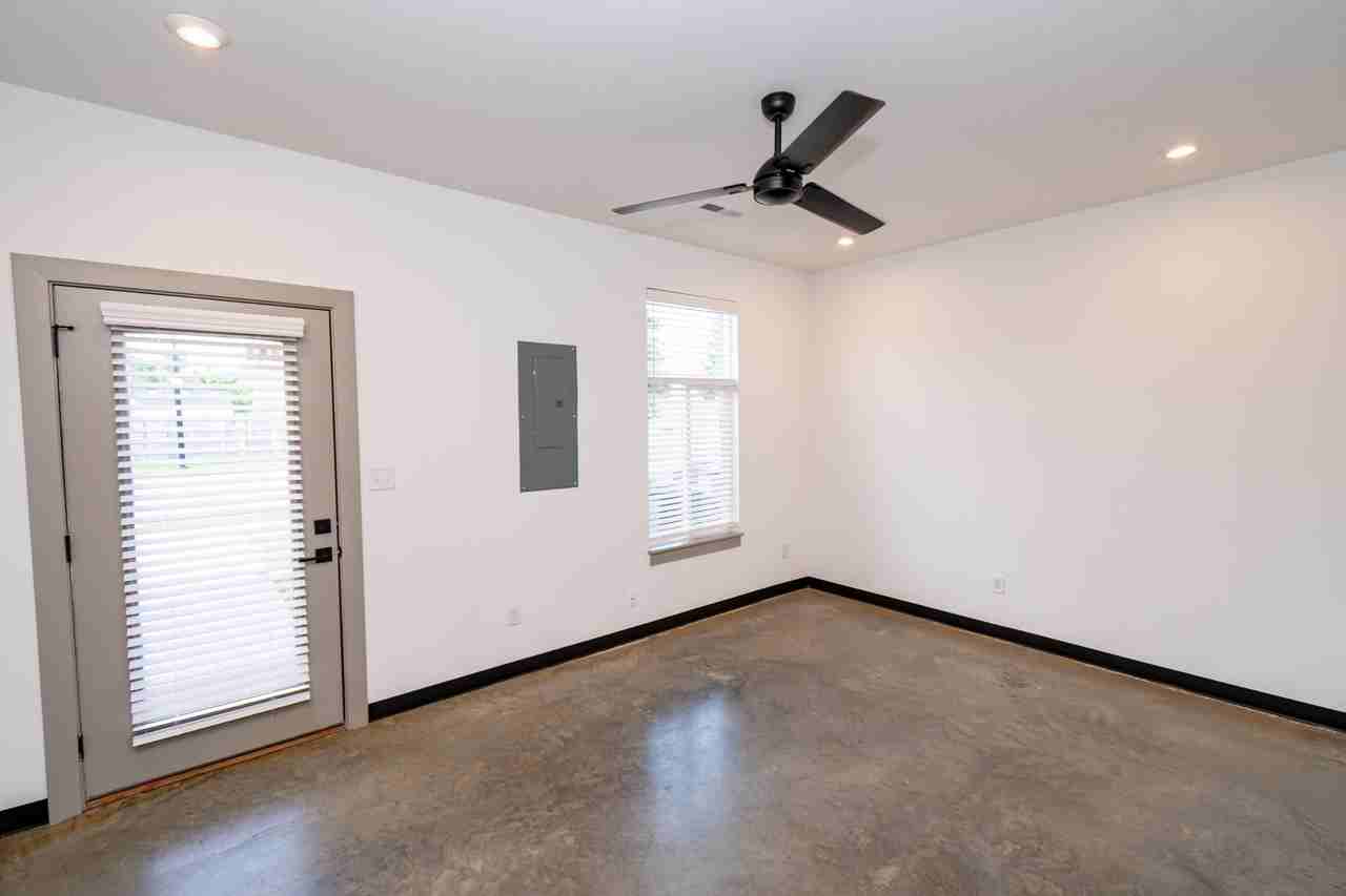 151 Ferndale Pass - Photo 2 of 26