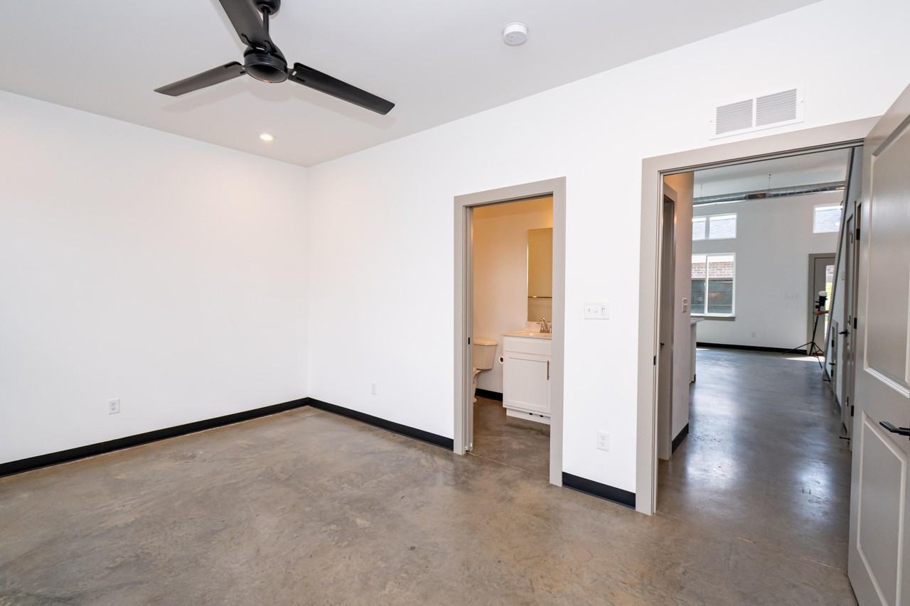 151 Ferndale Pass - Photo 3 of 26