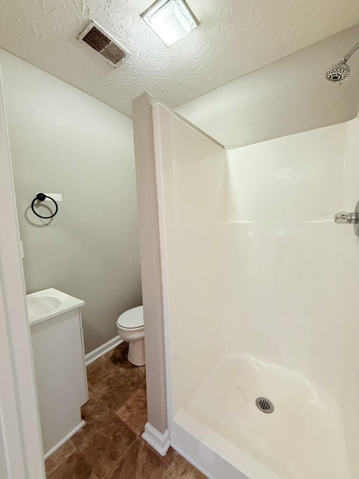 1118 Richmond Green Dr Apt 3 #3 - Photo 4 of 7