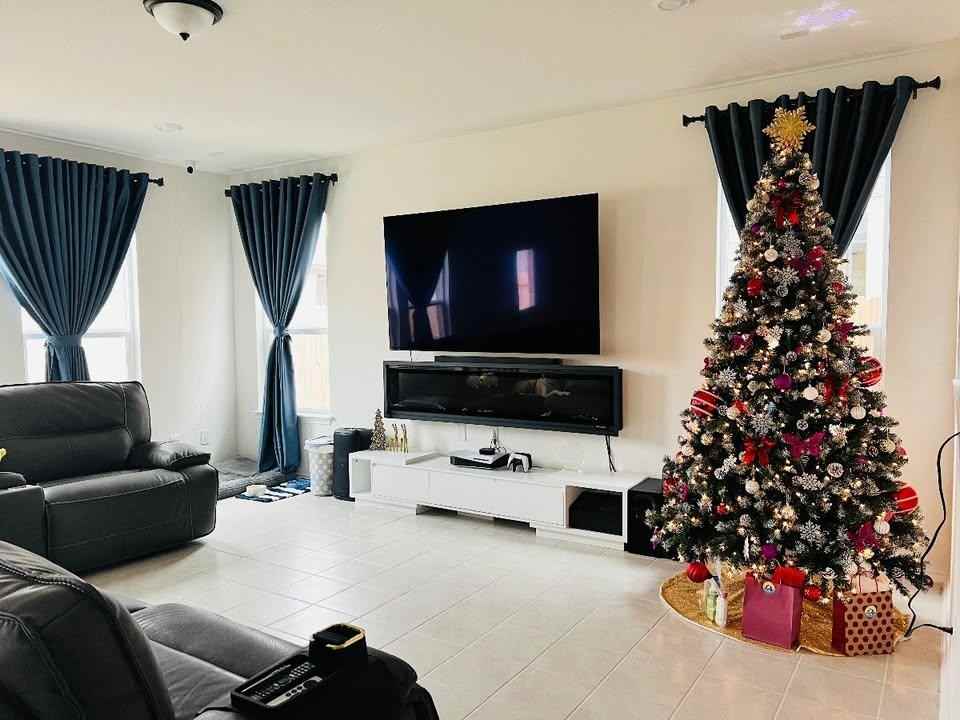 Susan B. Anthony Street - Photo 2 of 10