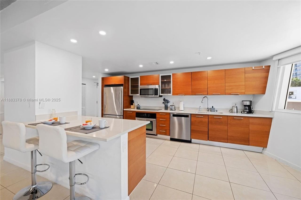 3250 Ne 1st Ave #515 - Photo 4 of 30