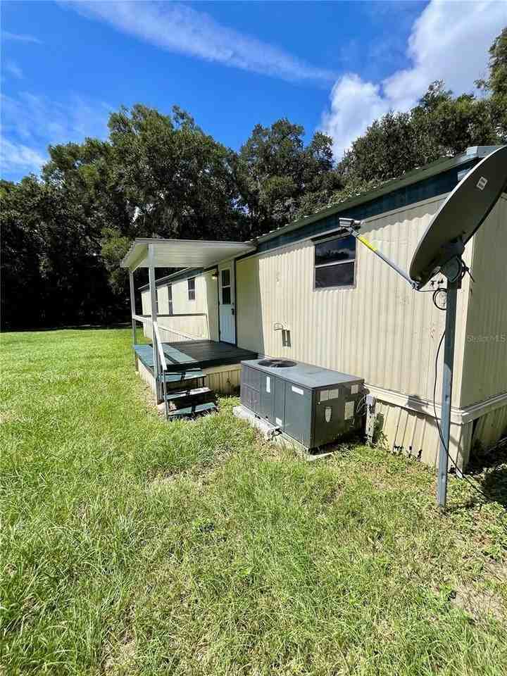 8035 Ne 33rd Ct - Photo 6 of 47