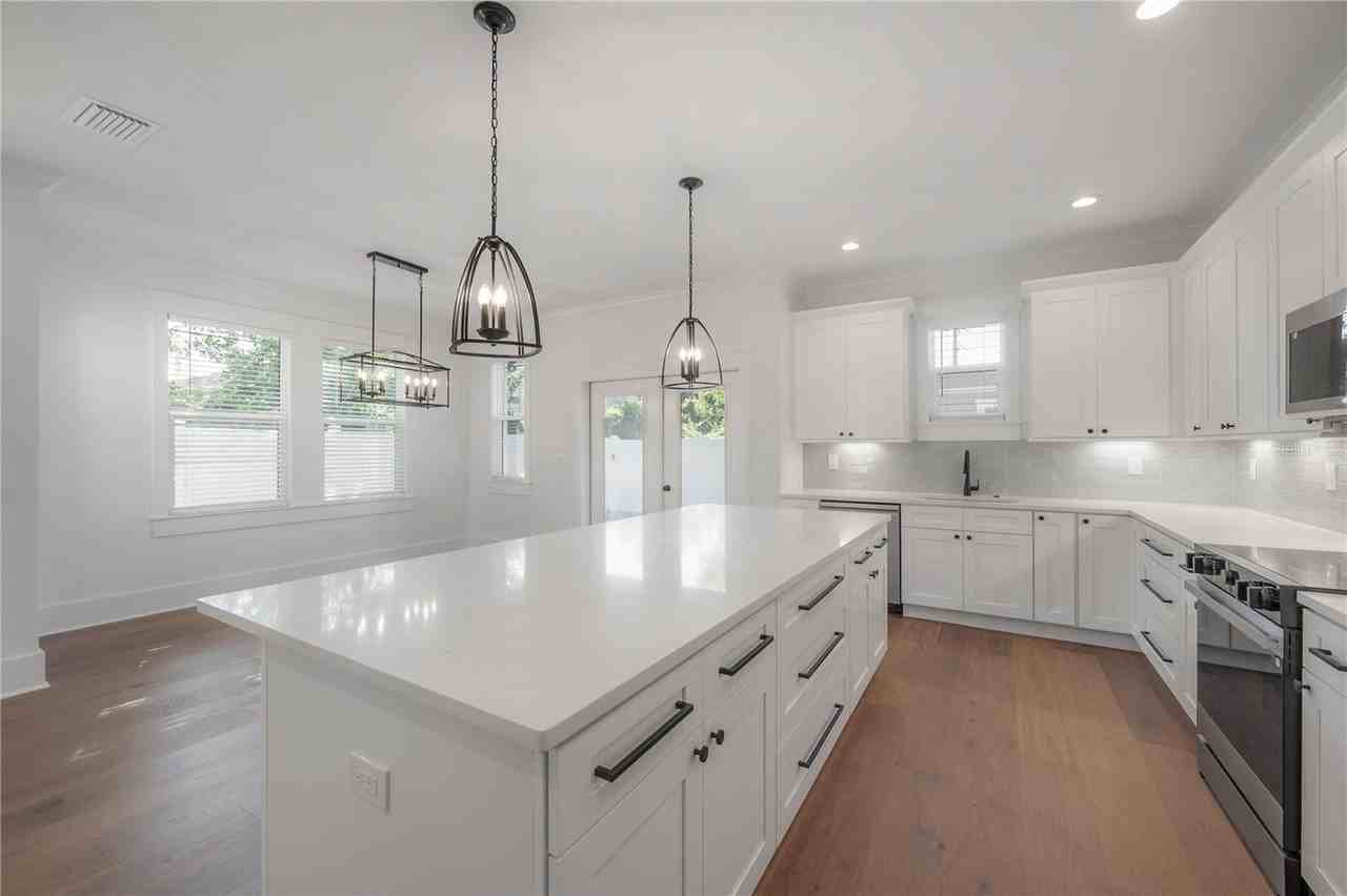 807 E Ida St #1 - Photo 4 of 48