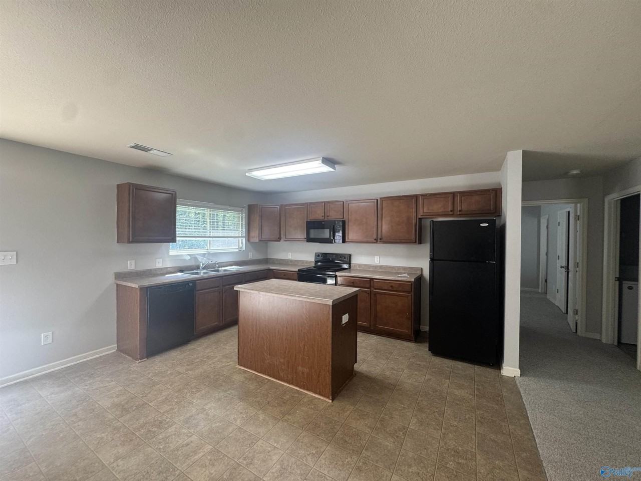 29972 Westfield Dr - Photo 3 of 14