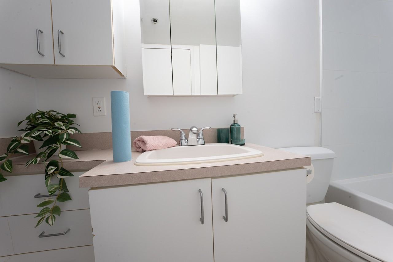 5555 Trent Avenue - Photo 11