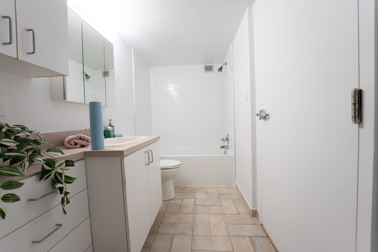 5555 Trent Avenue - Photo 12